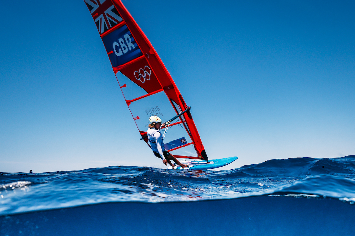 Emma Wilson in action. © iQFOiL Class / Sailing Energy