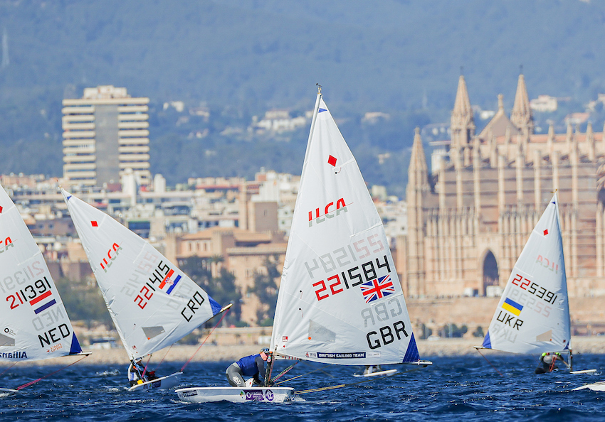 Collingridge battled with training partner Eve McMahon in a thrilling finale (credit: Sailing Energy)